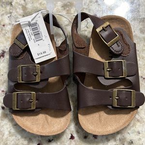 Old Navy Toddler sandals (brand new)